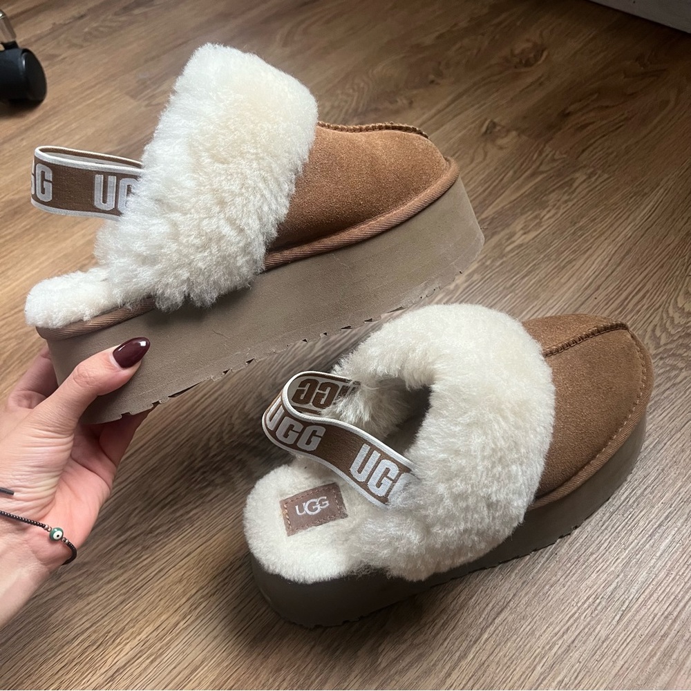 Womens UGG funkette platform slipper